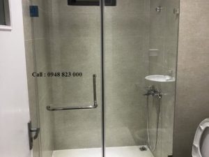 vách tắm kính 90 độ