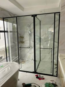 phòng tắm kính hệ slim