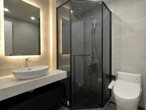 vách tắm slim góc 135 độ