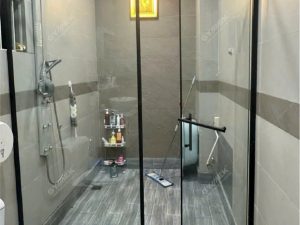 vách tắm kính thẳng